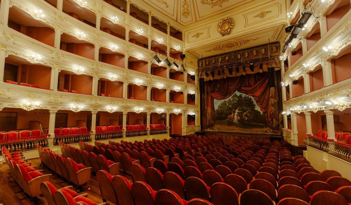 Guided Tour of the Teatre Principal de Maó (in English)